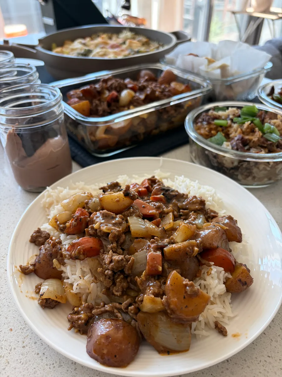 The full week of meals lined up